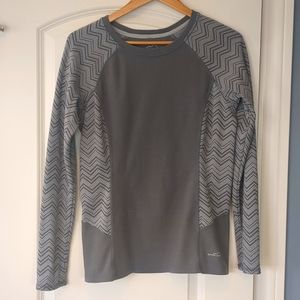 Eddie bauerknit base layer top
